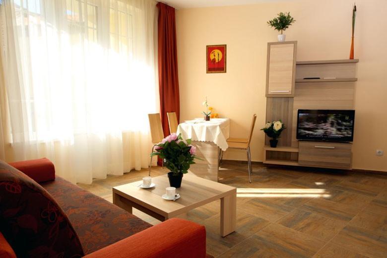 Apartamento Къщата С Чешмата Veliko Tárnovo Exterior foto